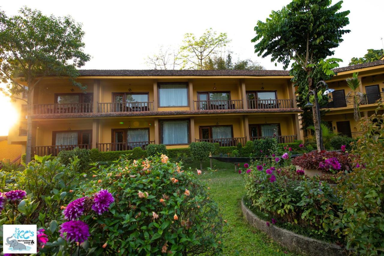 Kc'S Home Sauraha Extérieur photo